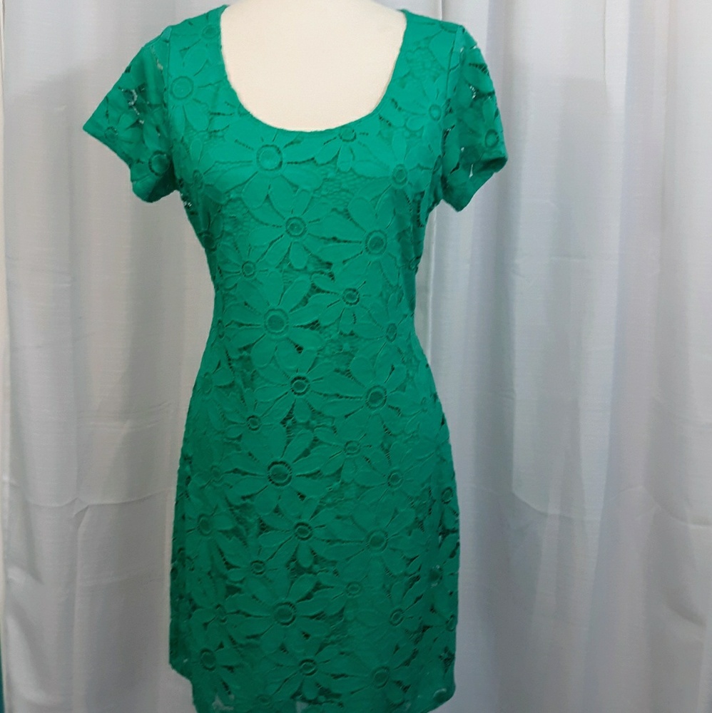 Tiana B. Floral lace bodycon dress medium NWT *D4